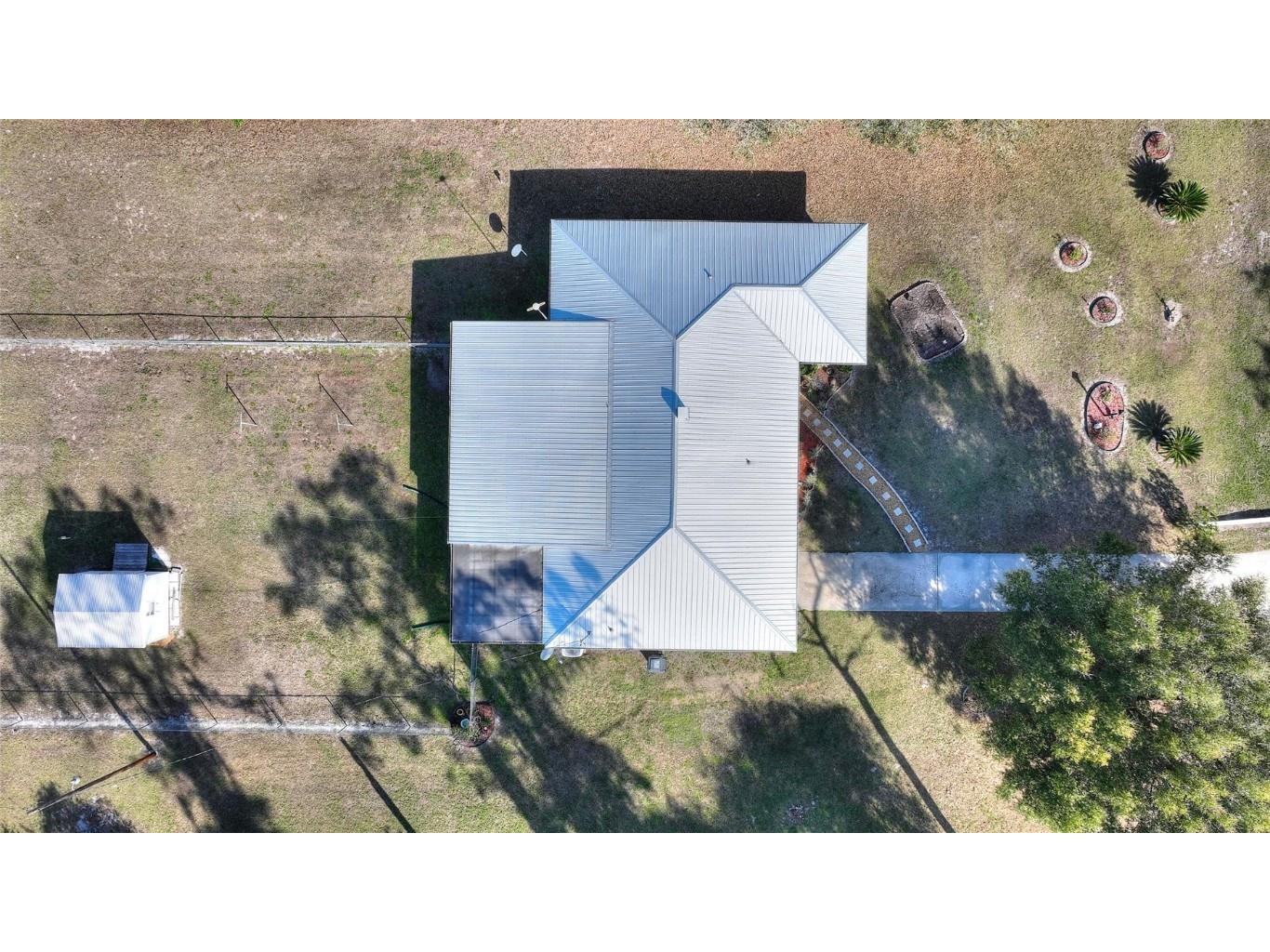 4310 Indian Lake Drive Indian Lake Estates FL 33855 - LAKE WALK IN WATER TB8354732 image36