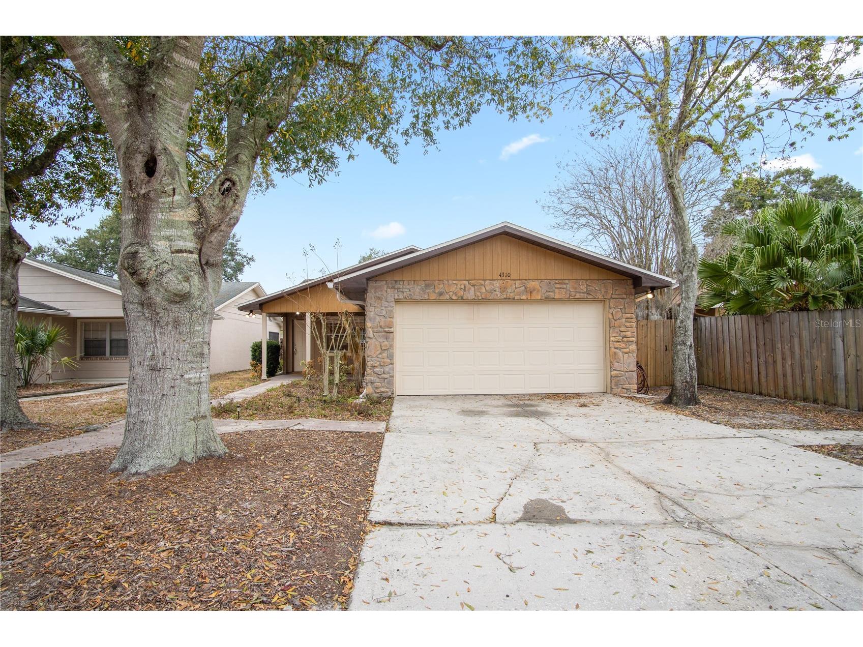 4310 Suntree Boulevard Orlando FL 32817 L4959443 image1