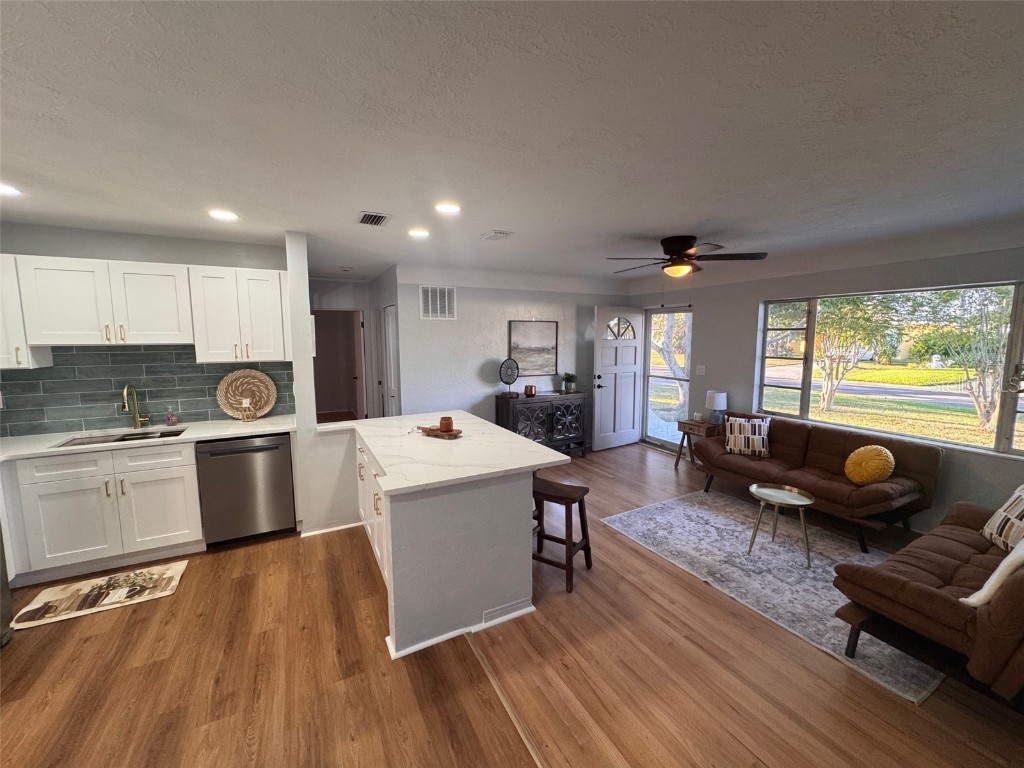 4310 Yardley Avenue N Saint Petersburg FL 33713 TB8414396 image5