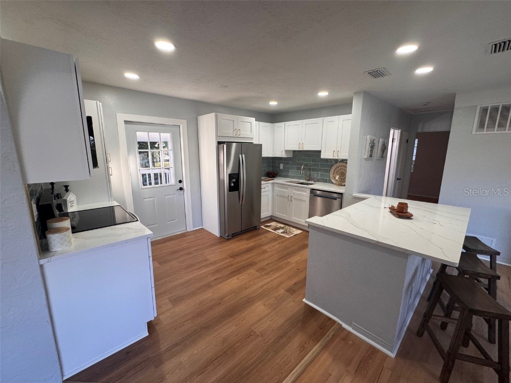 4310 Yardley Avenue N Saint Petersburg FL 33713 TB8414396 image6