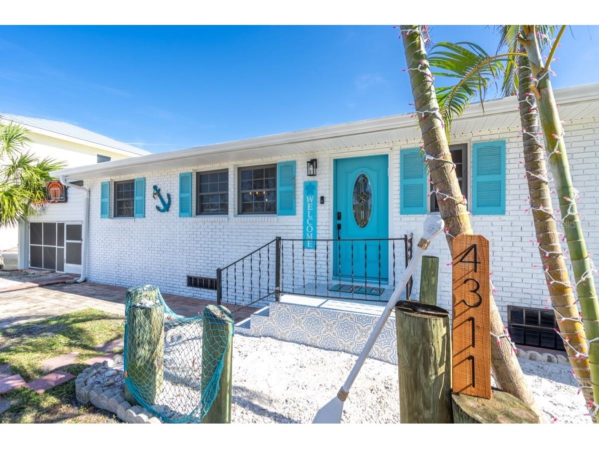 4311 123rd Street W Cortez FL 34215 O6402798 image1