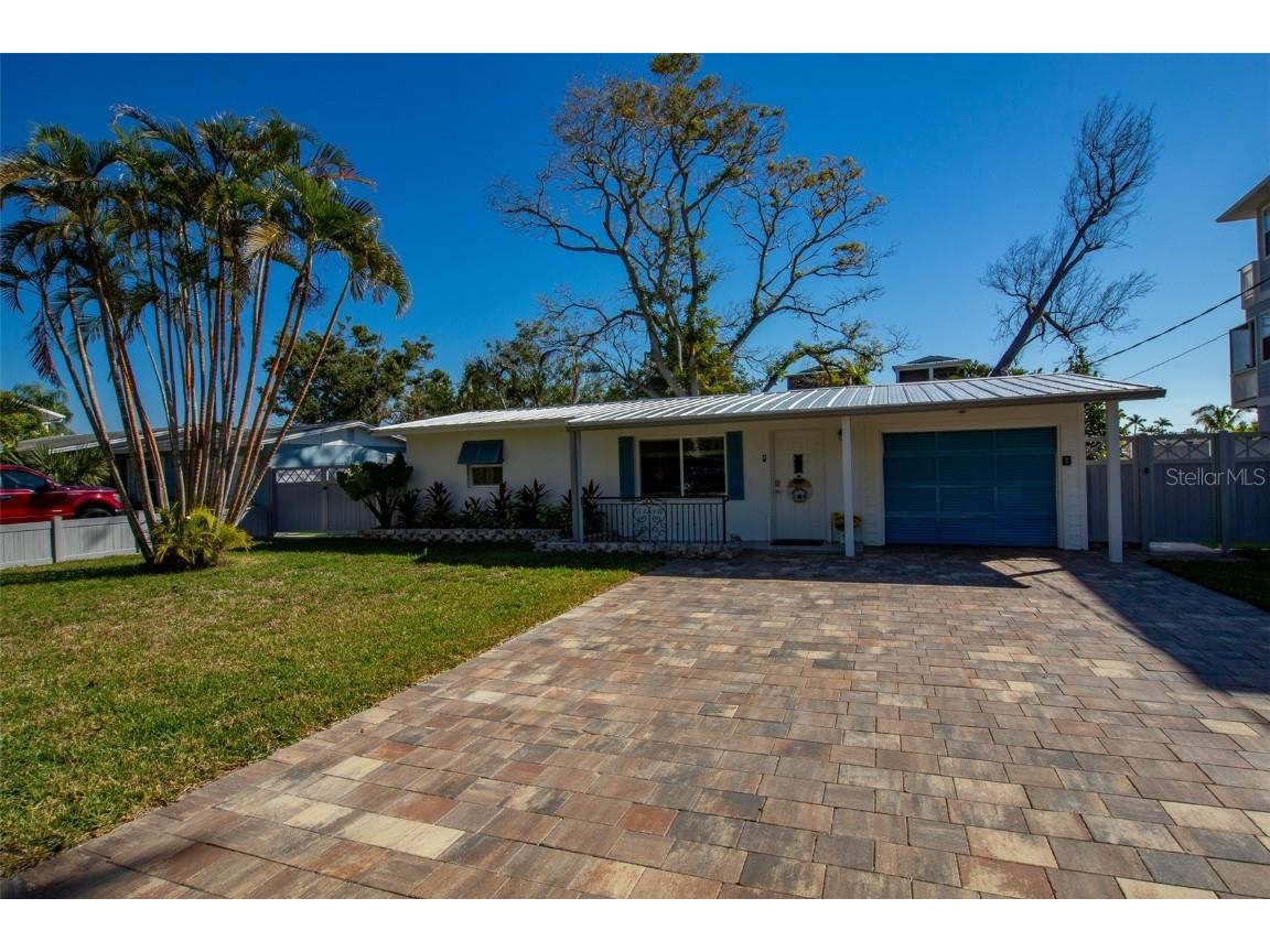 4311 126th Street W Cortez FL 34215 A4675903 image1