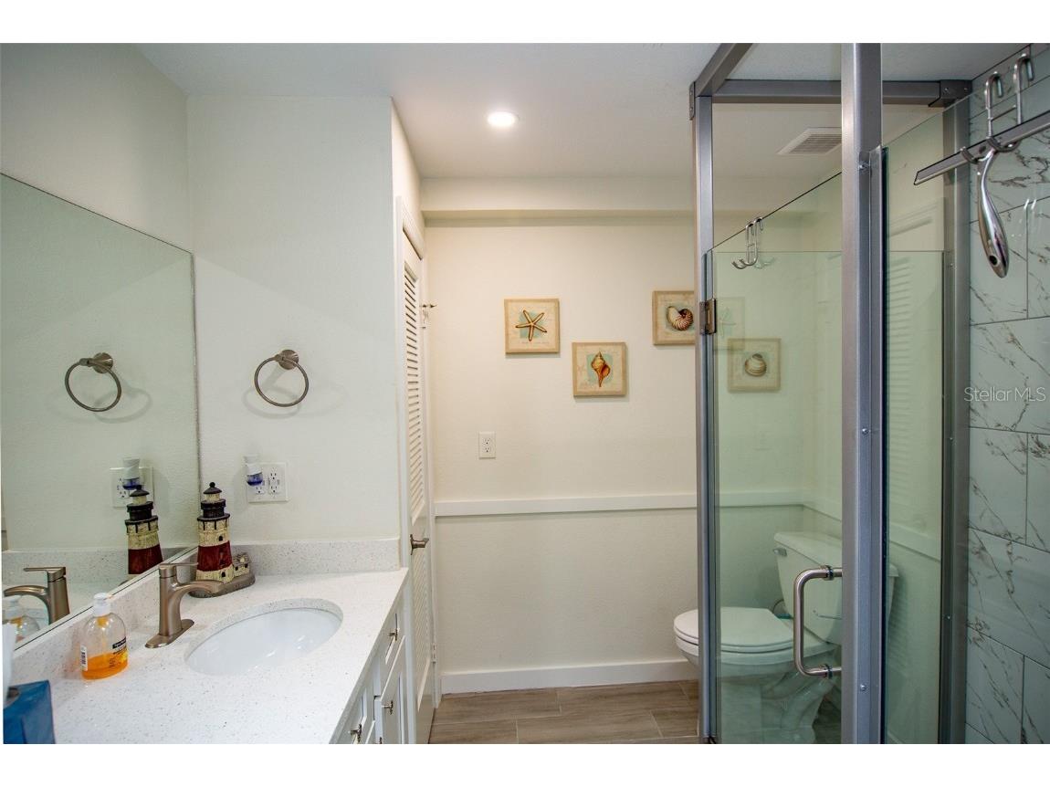4311 126th Street W Cortez FL 34215 A4675903 image10