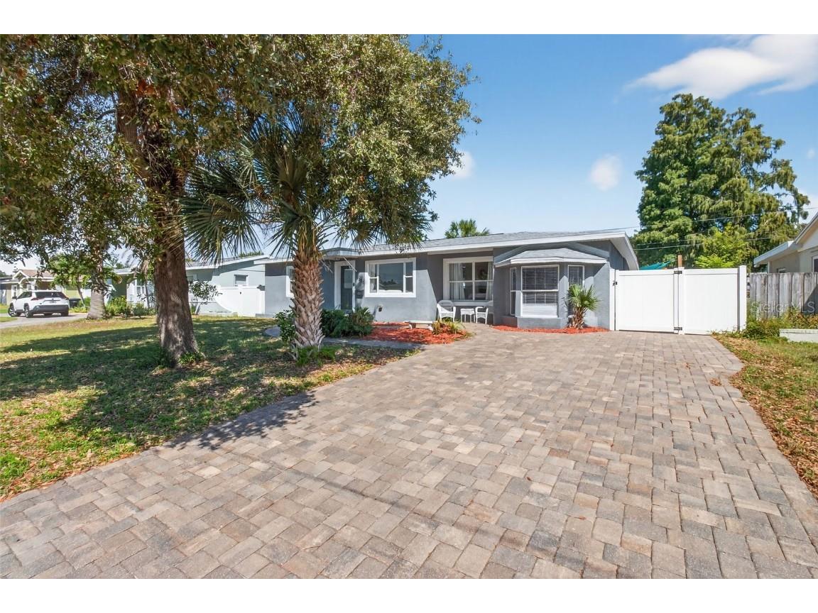 4311 25th Avenue N Saint Petersburg FL 33713 TB8442475 image1