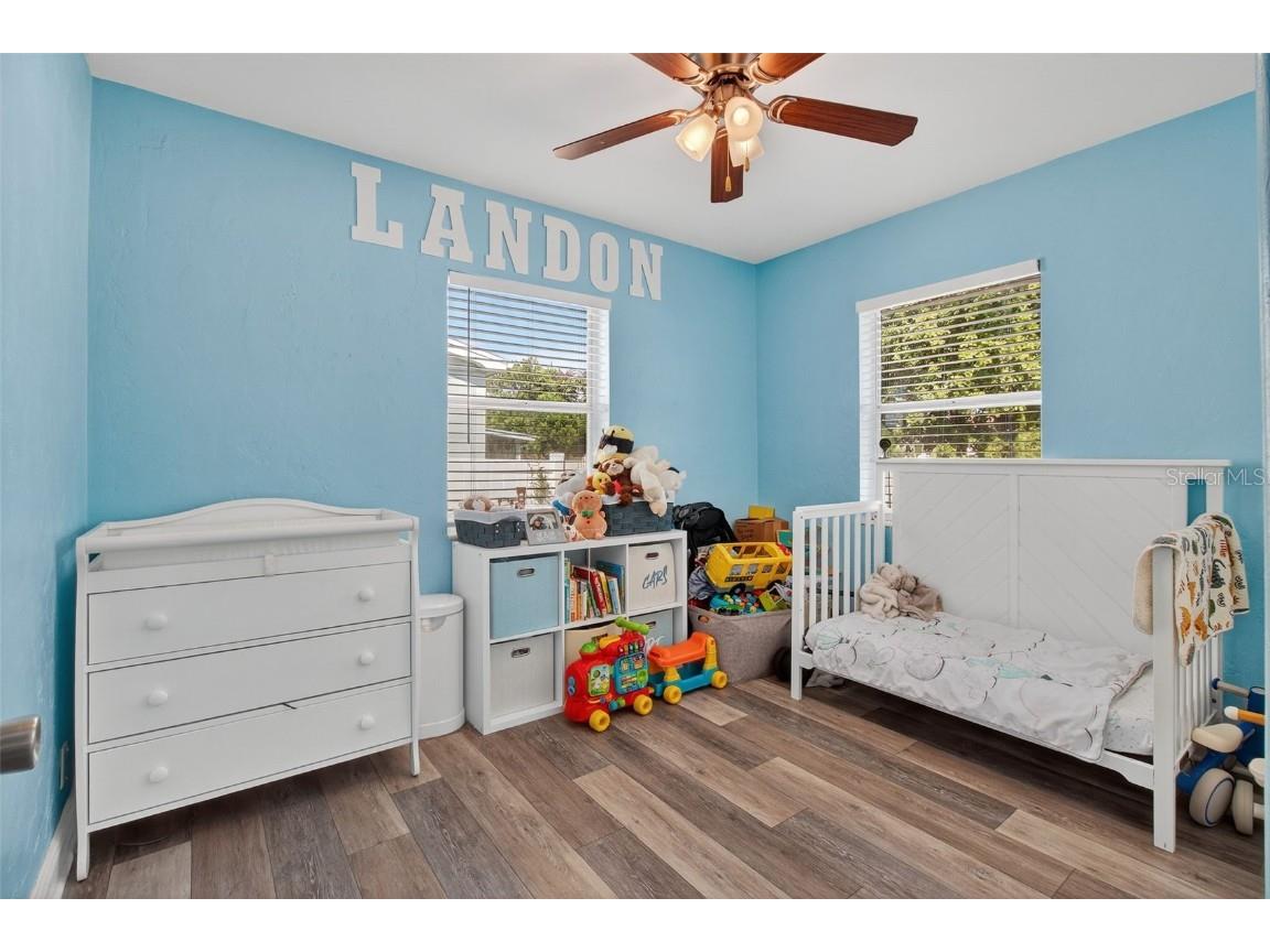 4311 25th Avenue N Saint Petersburg FL 33713 TB8442475 image16