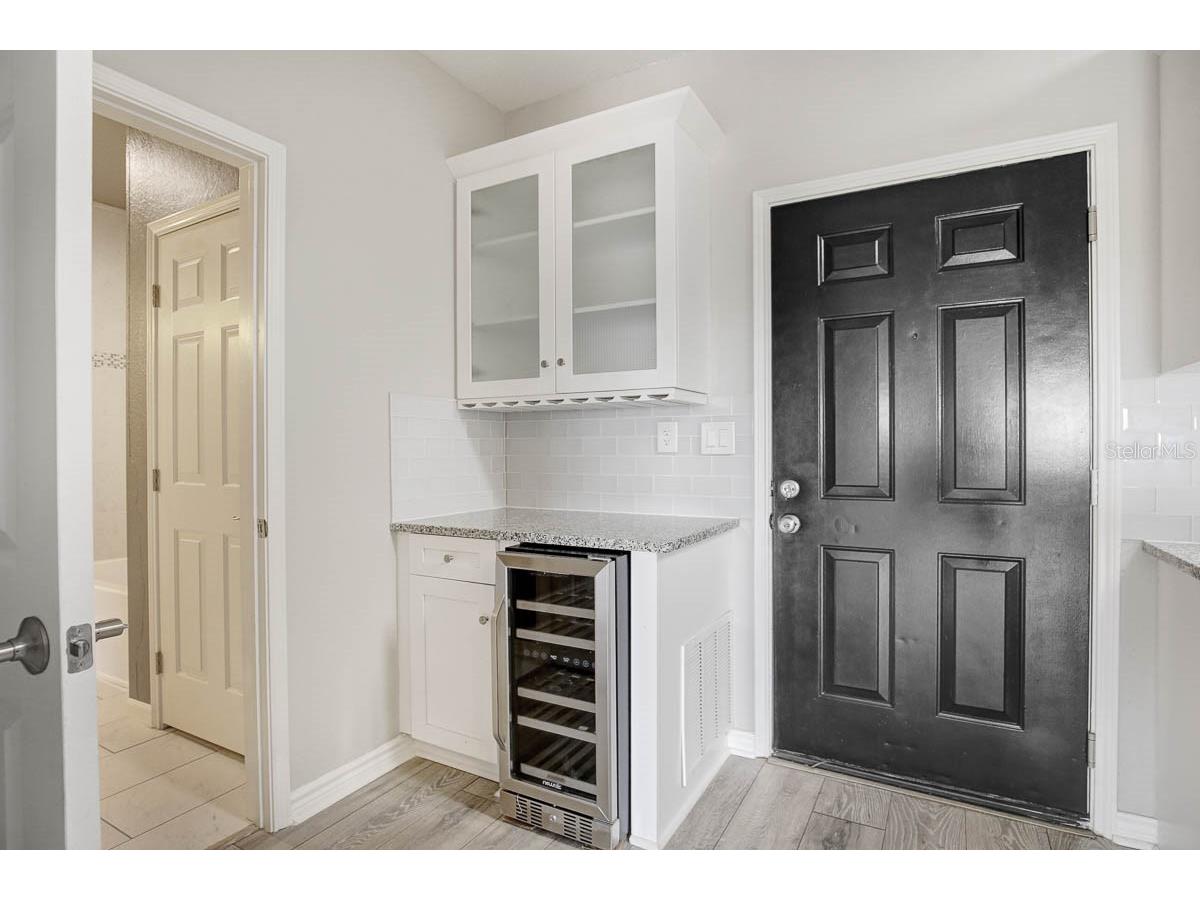 4311 Bayside Village Drive #303 Tampa FL 33615 TB8509705 image3