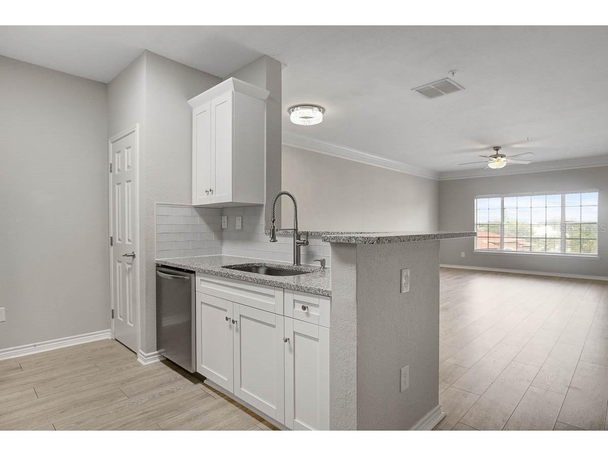 4311 Bayside Village Drive #303 Tampa FL 33615 TB8509705 image7
