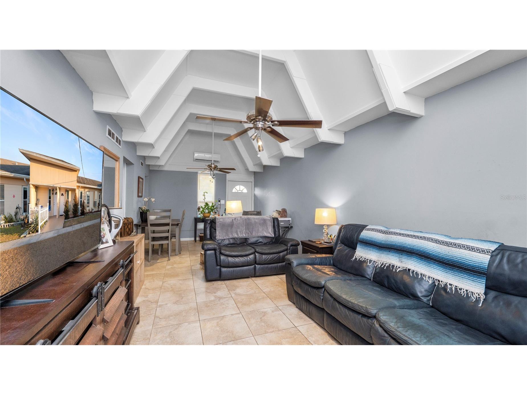 4311 Club Circle Lakeshore FL 33854 L4959347 image8