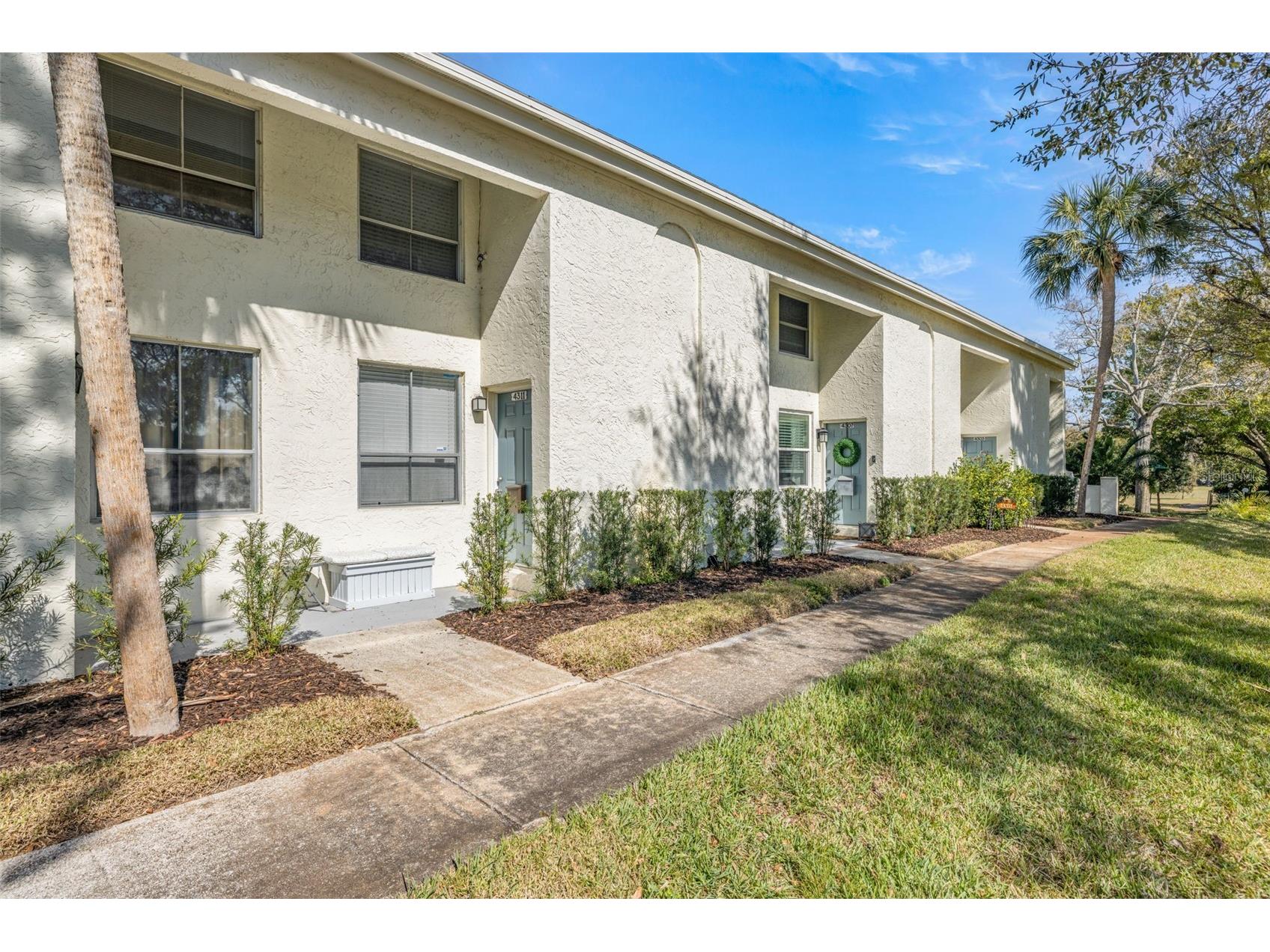 4311 La Vera Court Tampa FL 33611 TB8470444 image1