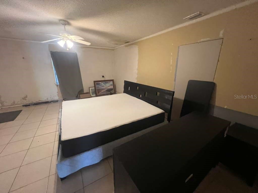 4311 N 25th Street Tampa FL 33610 TB8468366 image6