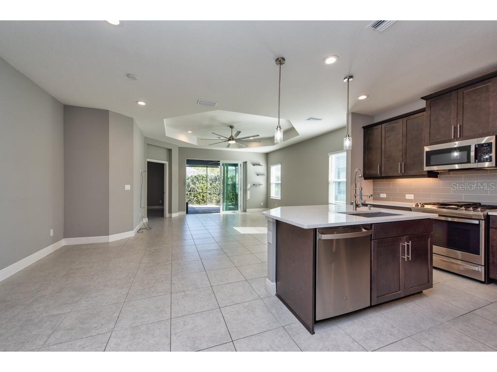 4311 Star Apple Terrace Bradenton FL 34203 TB8491207 image3