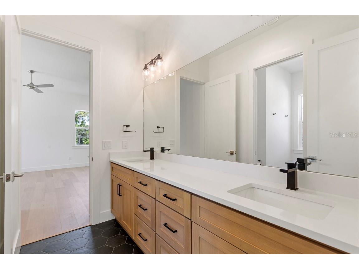 4311 W Sevilla Street Tampa FL 33629 TB8389324 image56