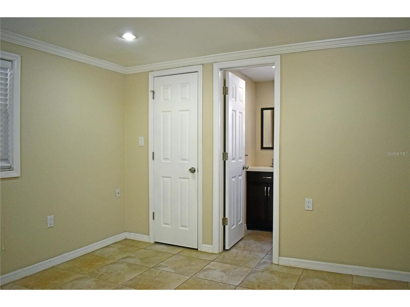 4311 W Virginia Avenue Tampa FL 33614 TB8500397 image11