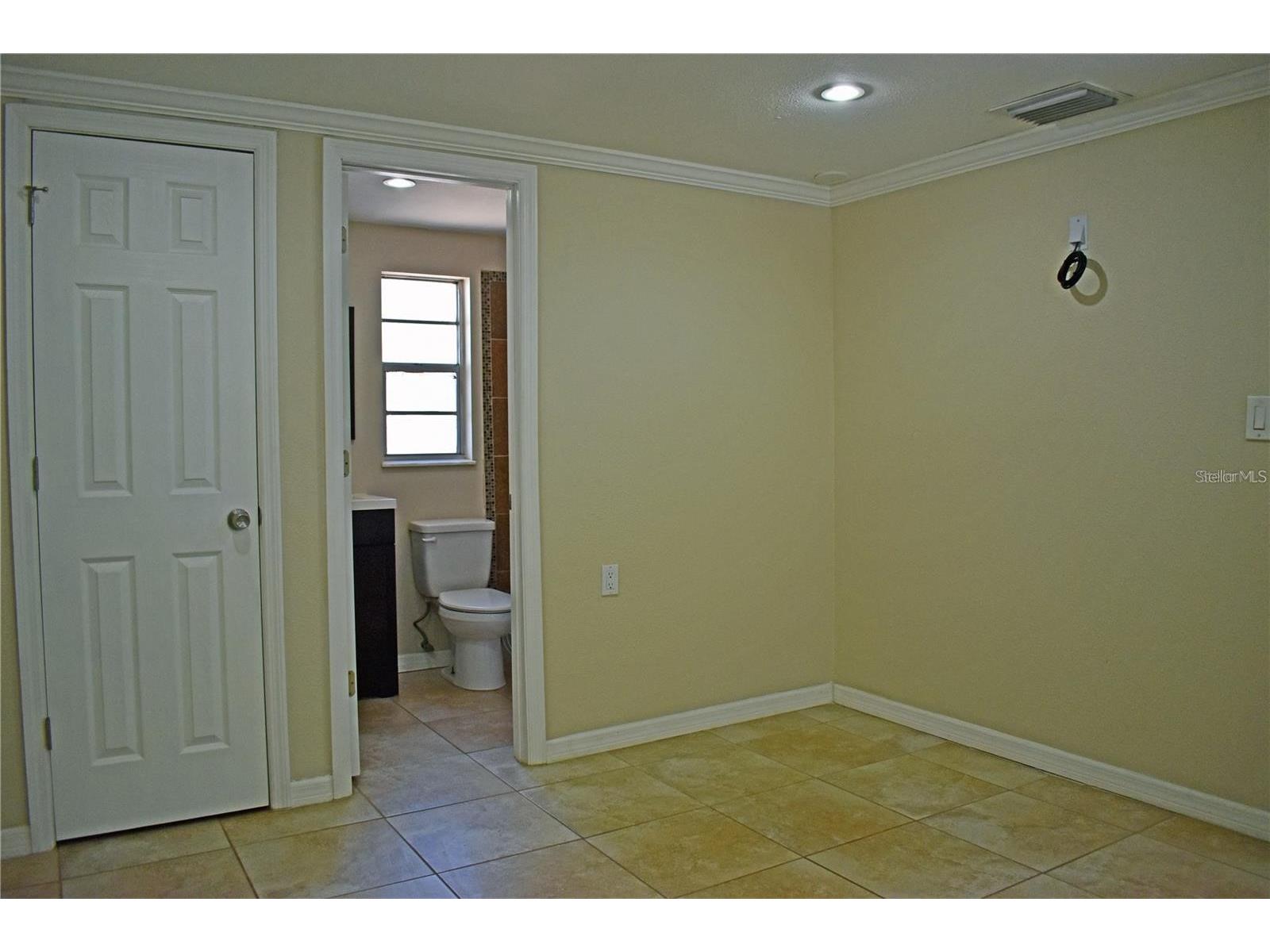 4311 W Virginia Avenue Tampa FL 33614 TB8500397 image12