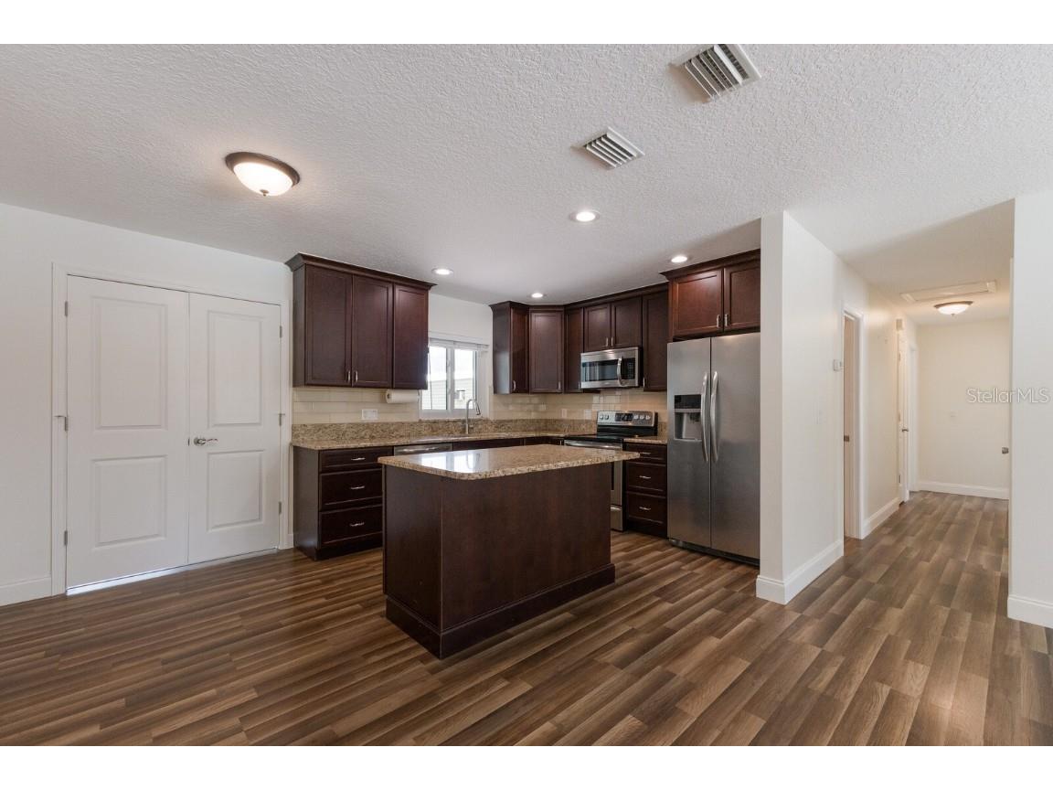 4312 3rd Avenue NW Bradenton FL 34209 A4674043 image9