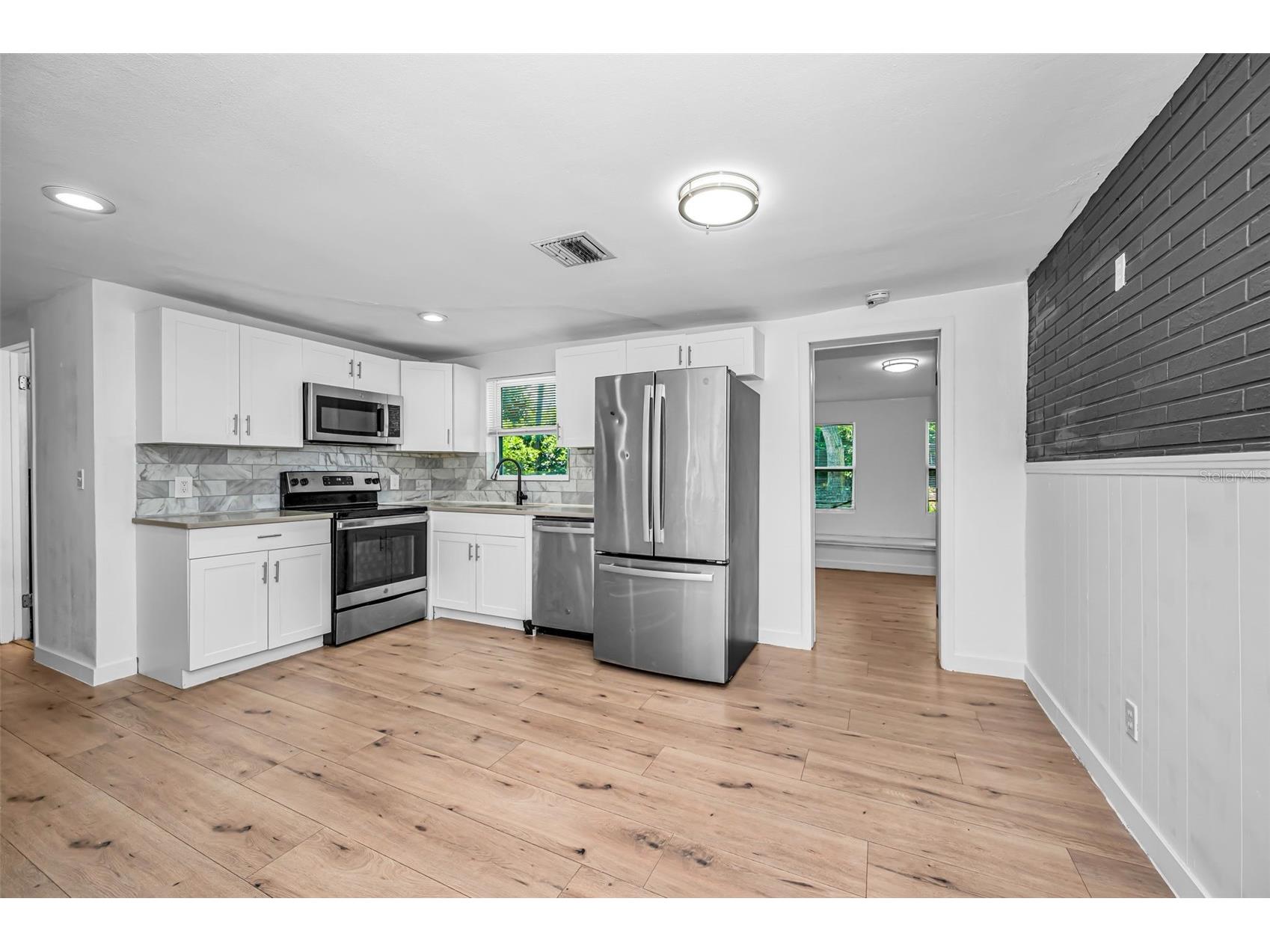 4312 Beacon Square Drive Holiday FL 34691 TB8523384 image15