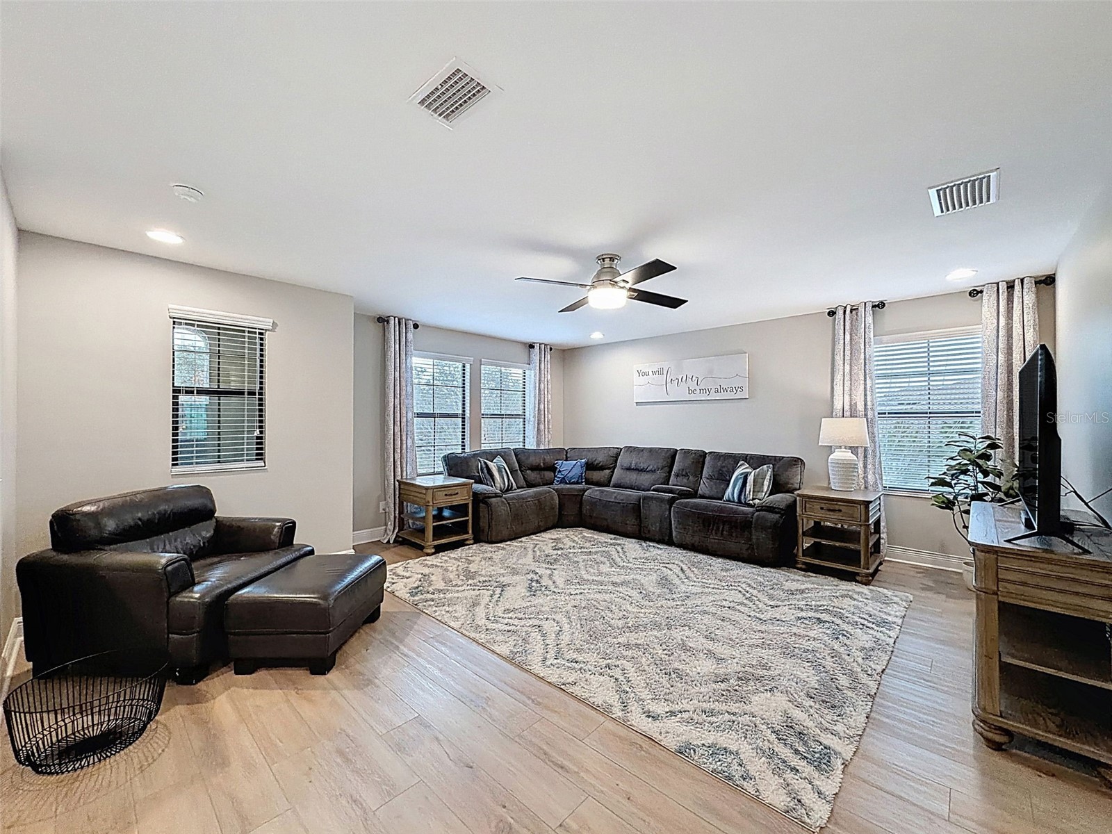 4312 Burdick Loop Odessa FL 33556 TB8470924 image25