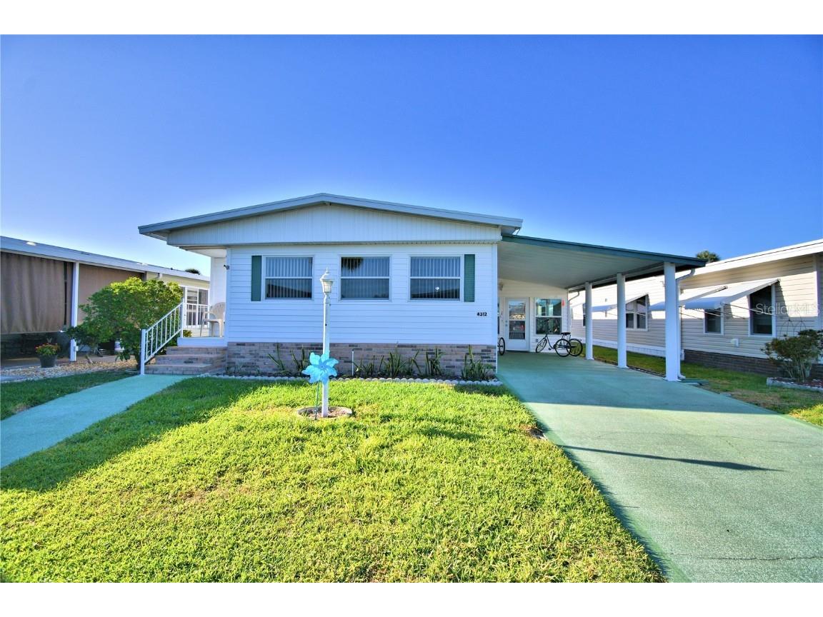 4312 Cherrywood Street Winter Haven FL 33880 - Dinner Lake P4925045 image1