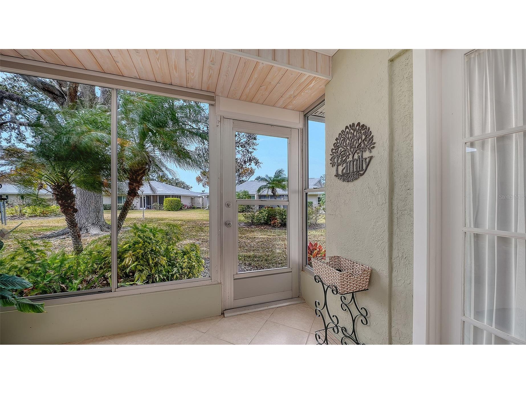 4312 Dresden Lane #1 Sarasota FL 34233 A4683794 image27