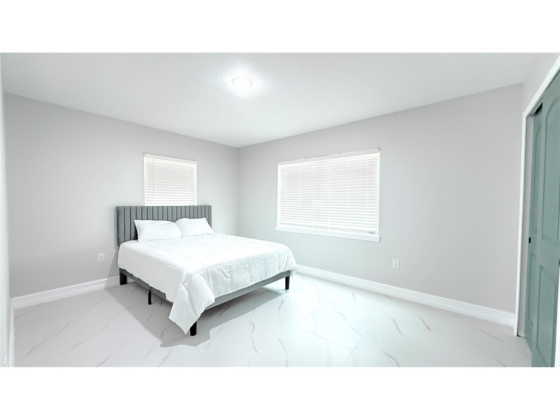 4312 E Grove View Avenue Tampa FL 33617 TB8508602 image20