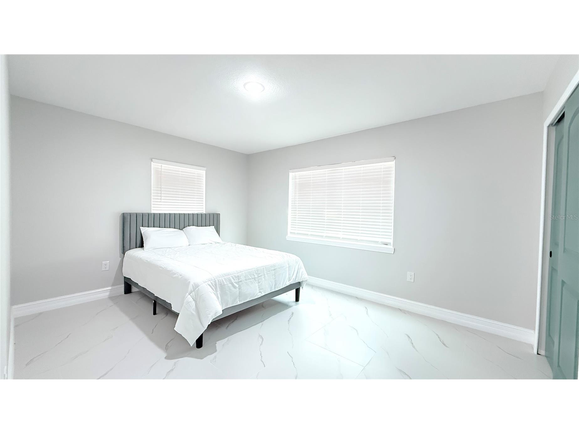4312 E Grove View Avenue Tampa FL 33617 TB8508602 image22