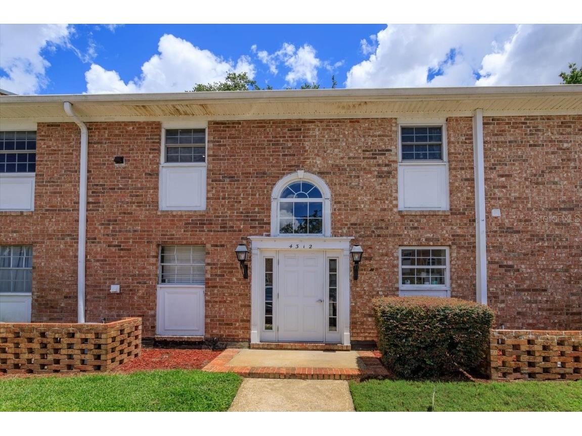 4312 Lake Underhill Road #19D3 Orlando FL 32803 - LAKE GILES O6224178 image1