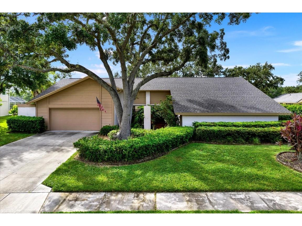 4312 Middle Lake Drive Tampa FL 33624 - BRUSHY CREEK TB8434307 image1