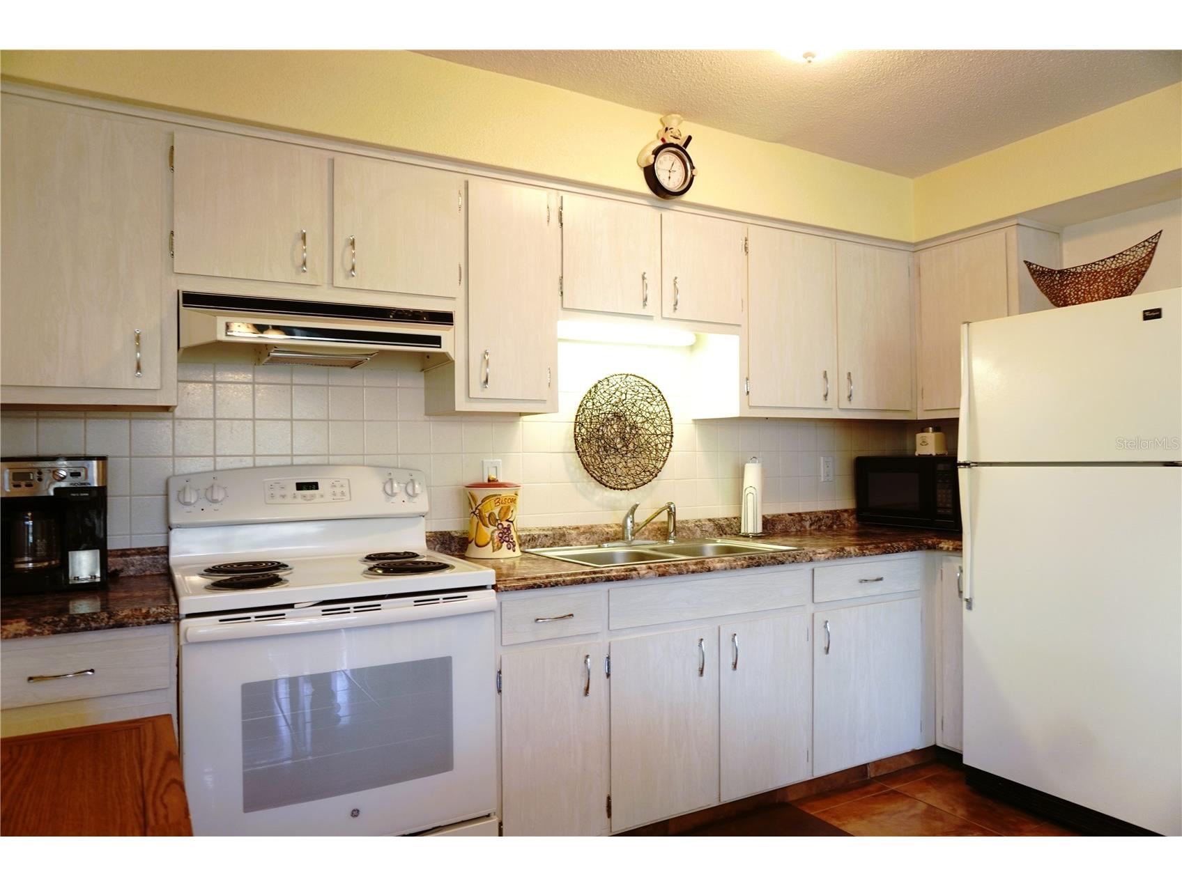 4312 Tahitian Gardens Circle #A Holiday FL 34691 TB8492124 image9