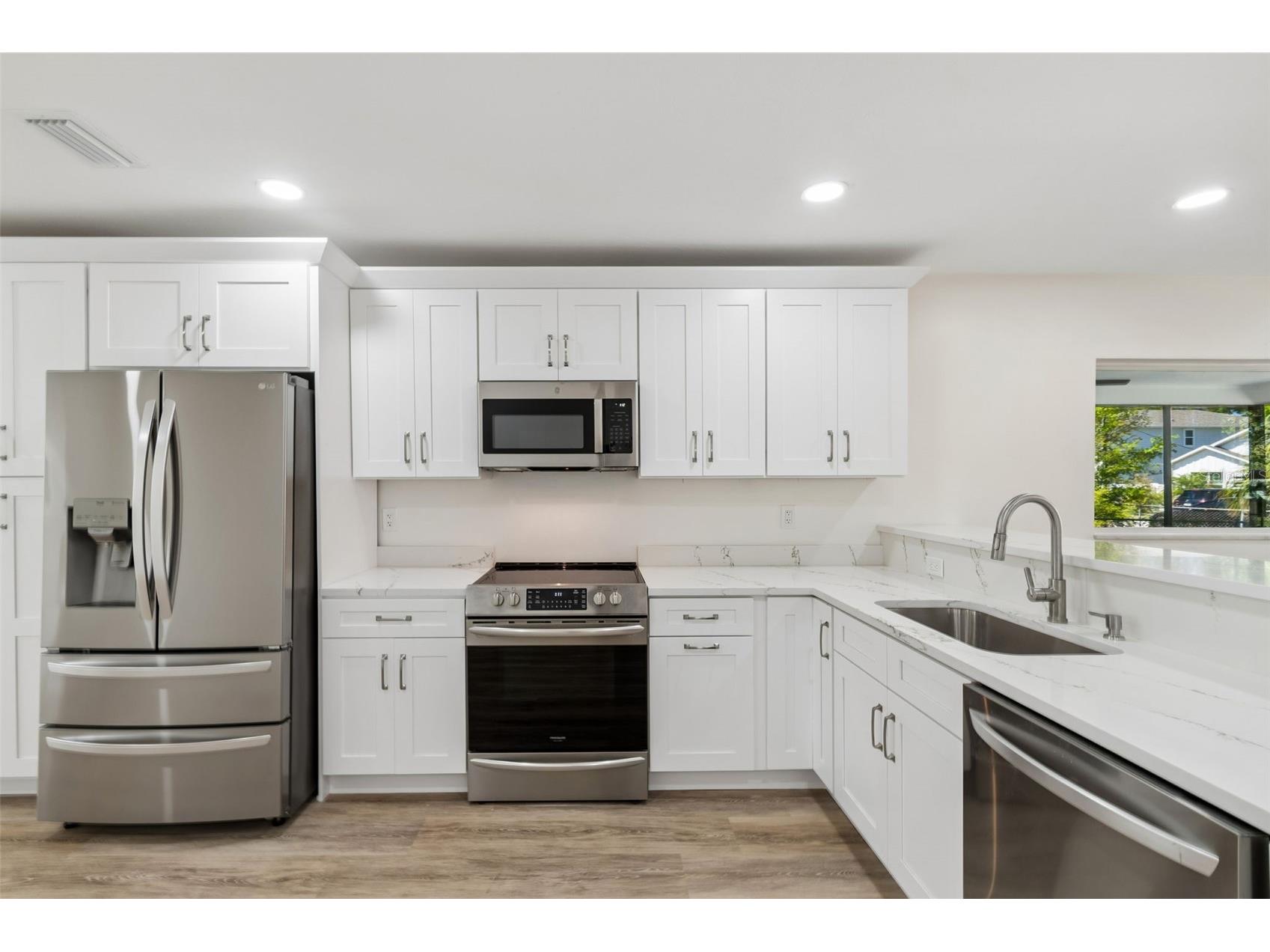 4313 E Shadowlawn Avenue Tampa FL 33610 W7884039 image12