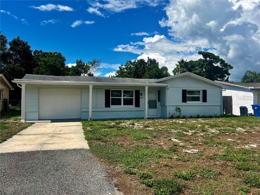 4313 Newgate Avenue Holiday FL 34691 U8248212 image1