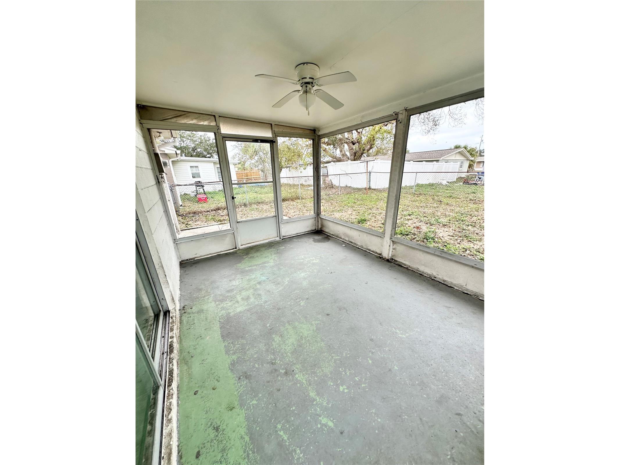 4313 Oak Bluff Avenue Holiday FL 34691 TB8449166 image16