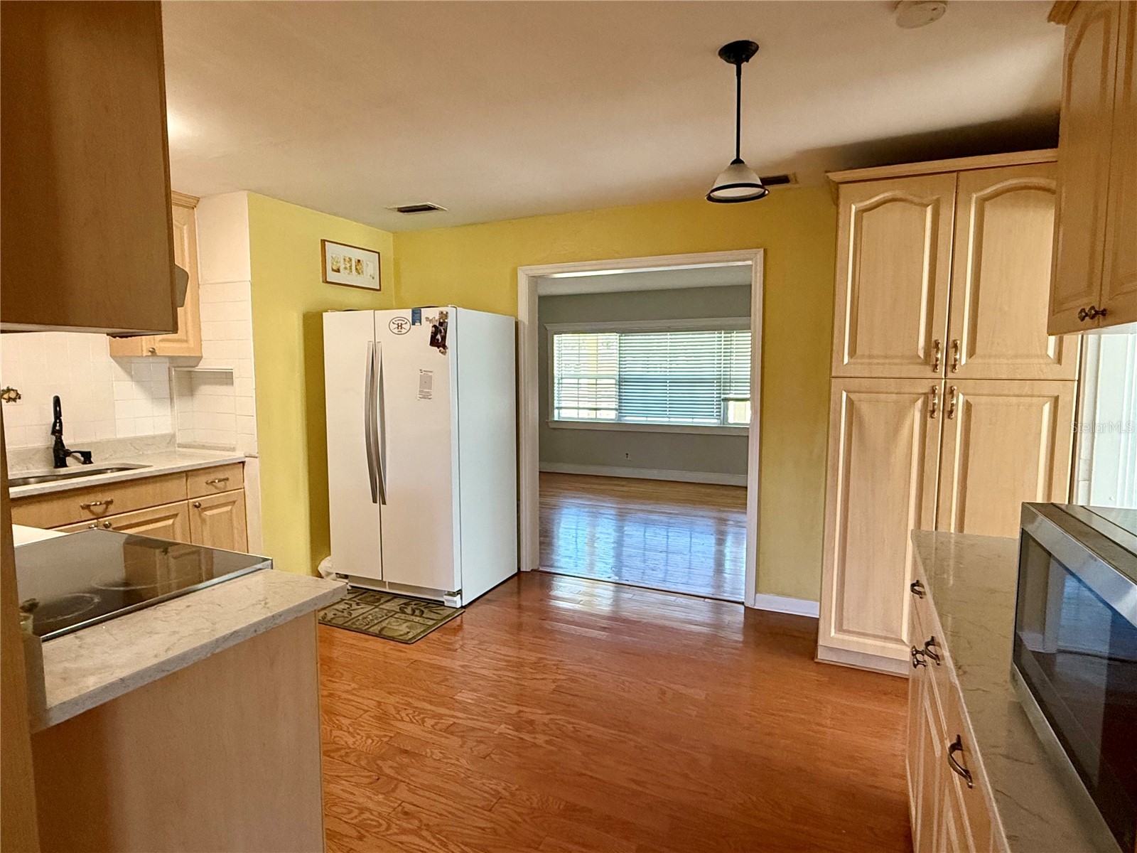 4313 S Hubert Avenue Tampa FL 33611 TB8473663 image5