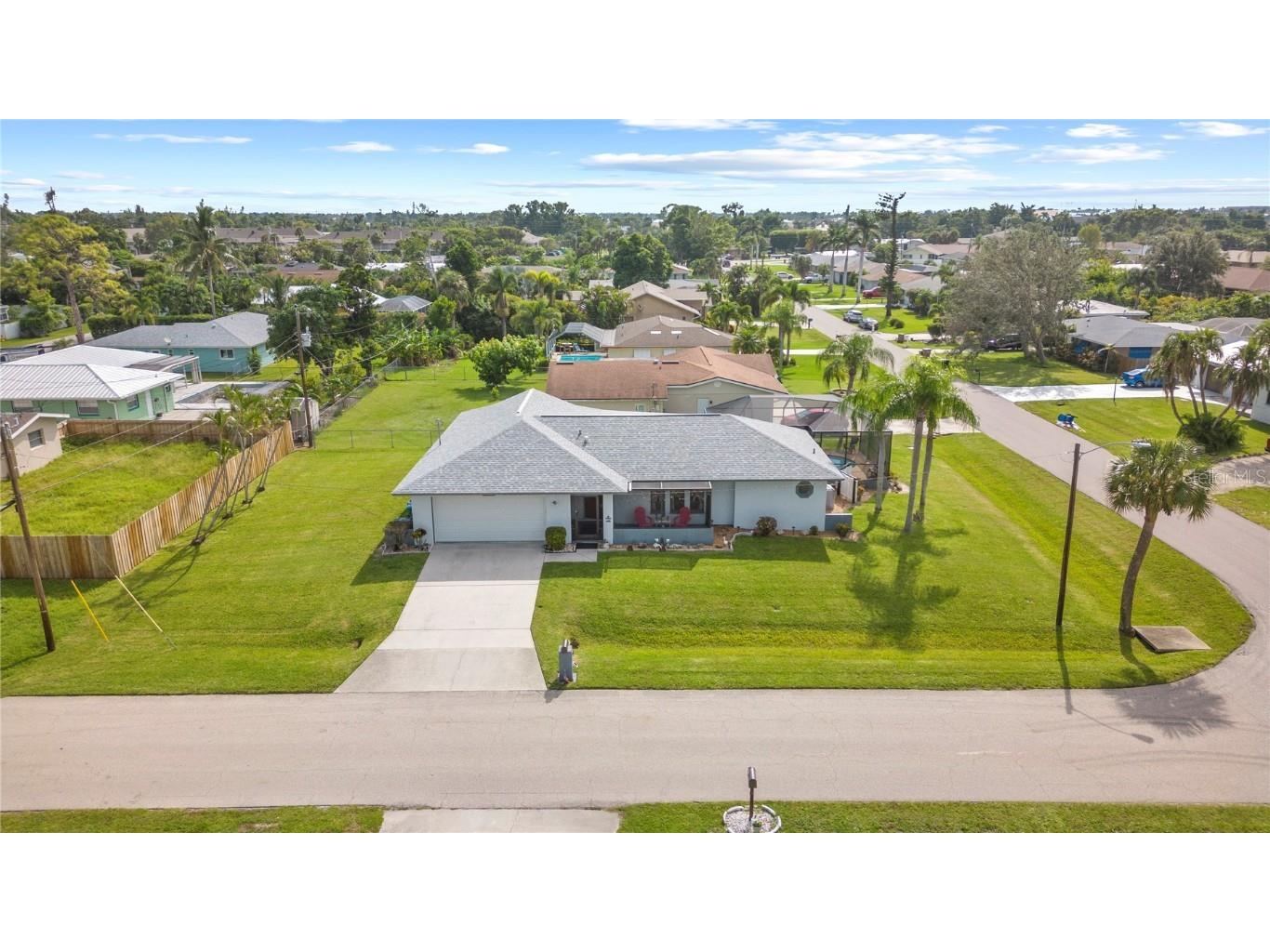 4313 SE 1st Court Cape Coral FL 33904 C7492517 image1