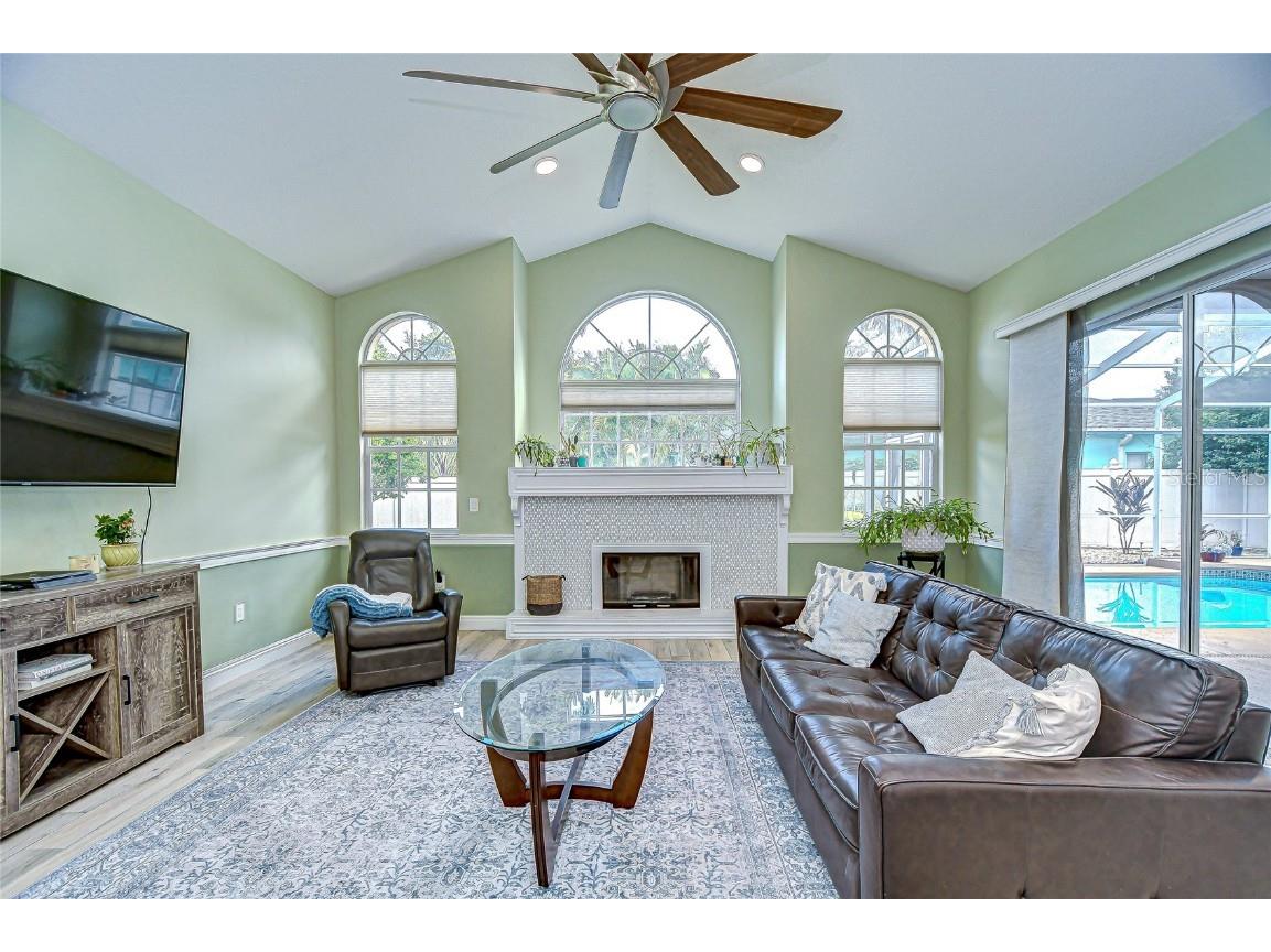 4314 Glendon Place Valrico FL 33596 TB8434010 image13