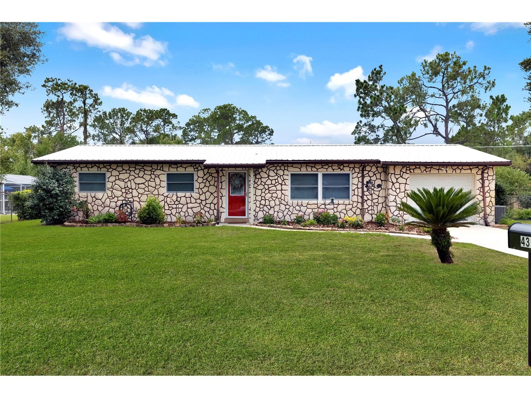 4314 Lark Drive Dover FL 33527 TB8529168 image1