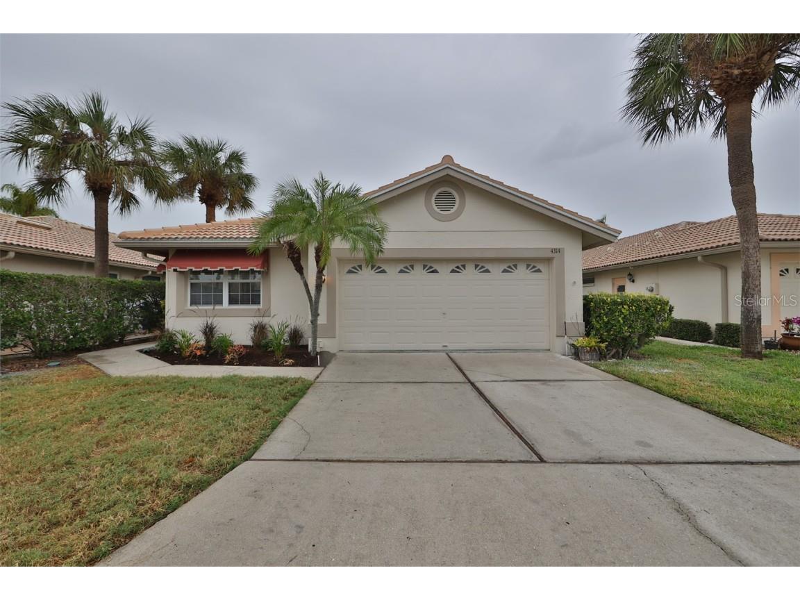 4314 Turnberry Court Bradenton FL 34210 A4589750 image1
