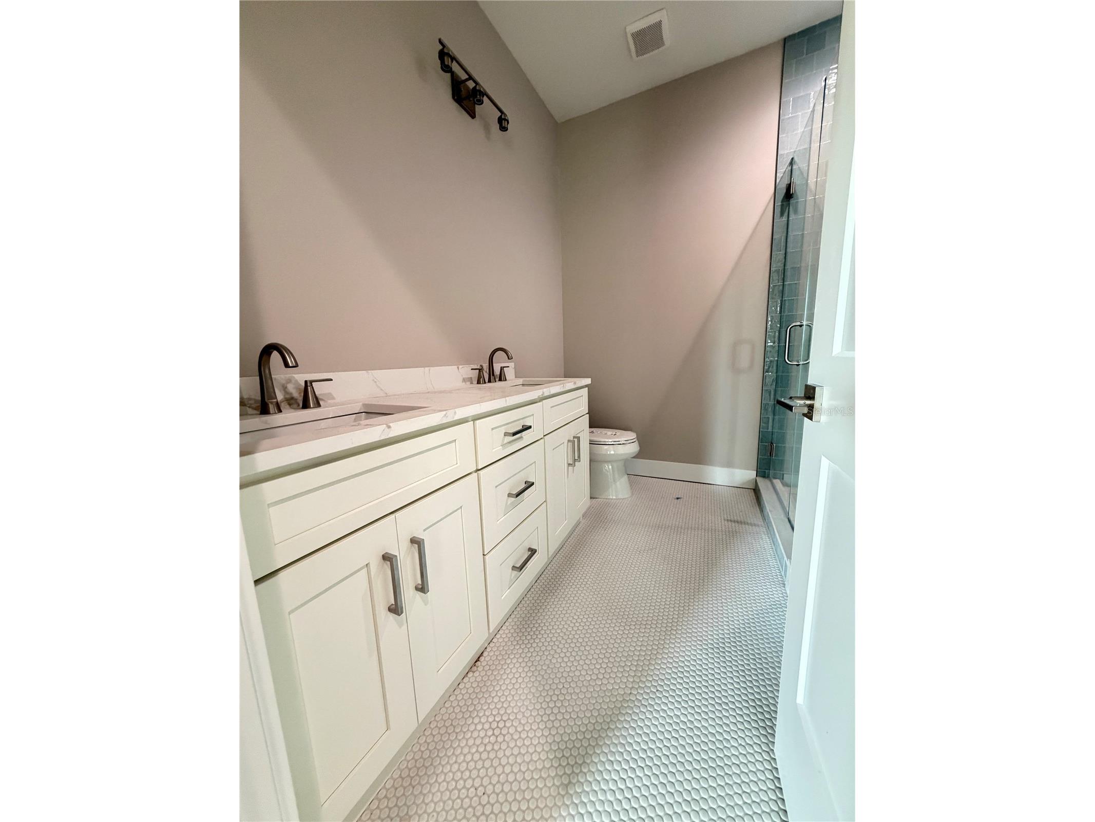 4314 W Gray Street Tampa FL 33609 TB8521484 image13