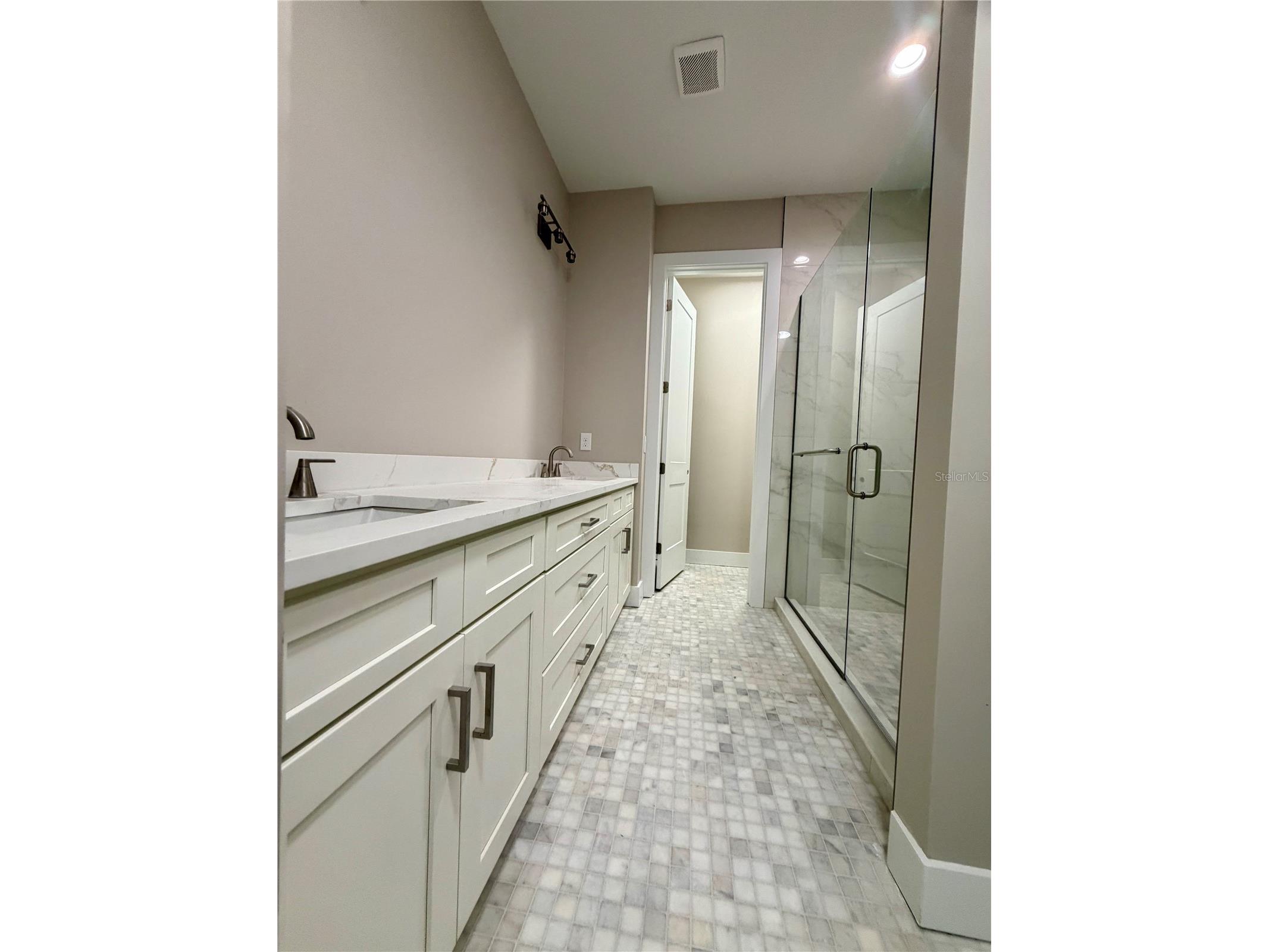 4314 W Gray Street Tampa FL 33609 TB8521484 image15