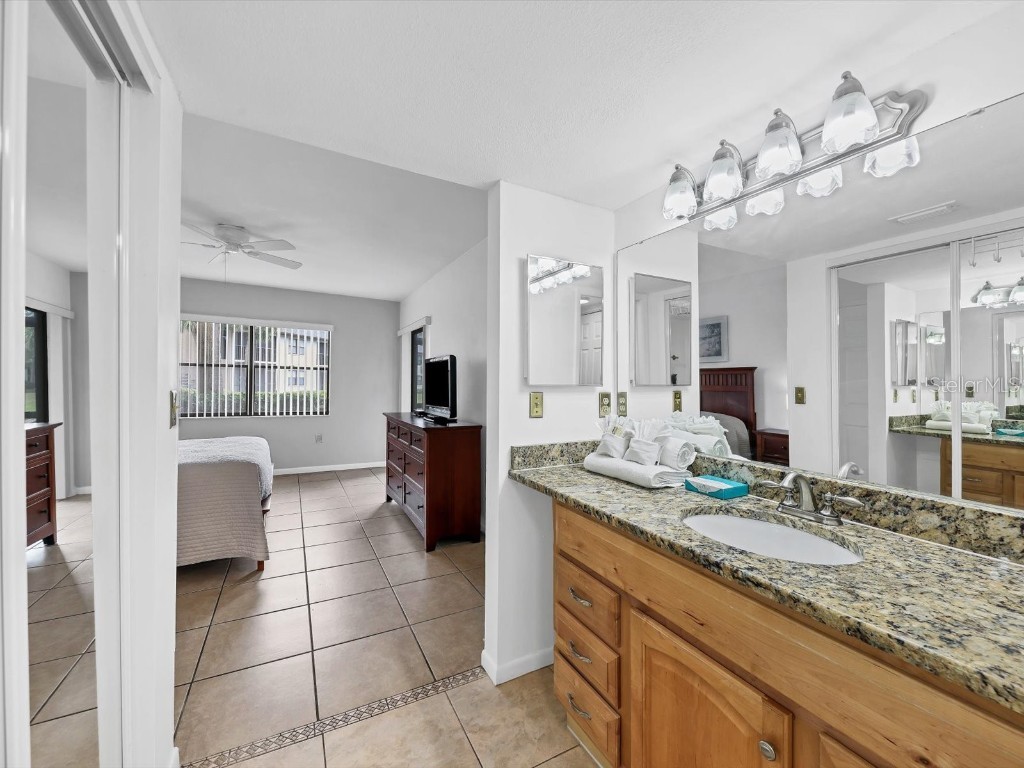 4315 45th Avenue W #103 Bradenton FL 34210 A4649149 image27