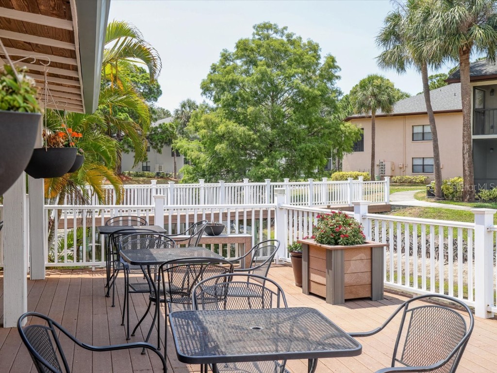 4315 45th Avenue W #103 Bradenton FL 34210 A4649149 image40