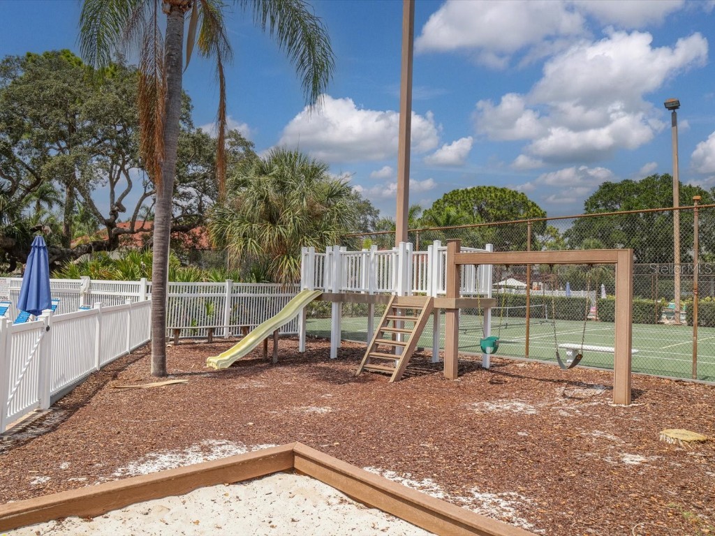 4315 45th Avenue W #103 Bradenton FL 34210 A4649149 image46