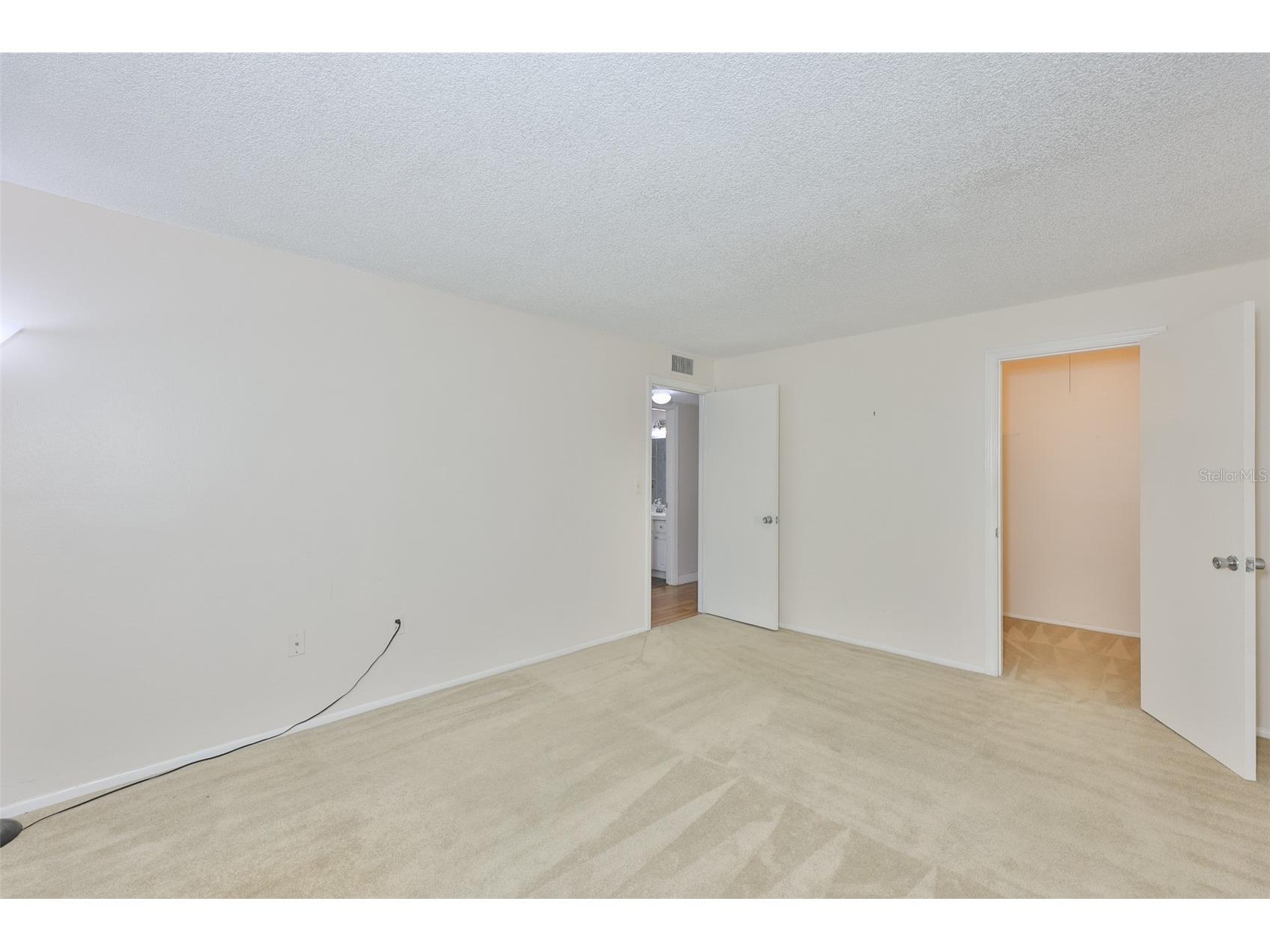 4315 Aegean Drive #102C Tampa FL 33611 TB8519803 image15