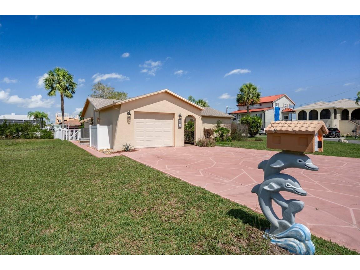 4315 Flexer Drive Hernando Beach FL 34607 TB8387222 image1