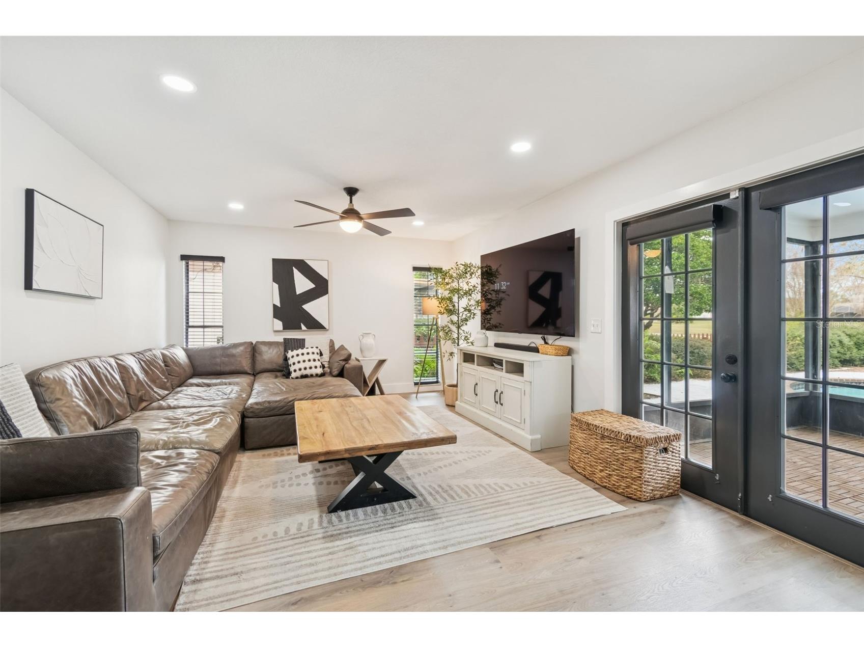 4315 Honey Vista Circle Tampa FL 33624 TB8465197 image10