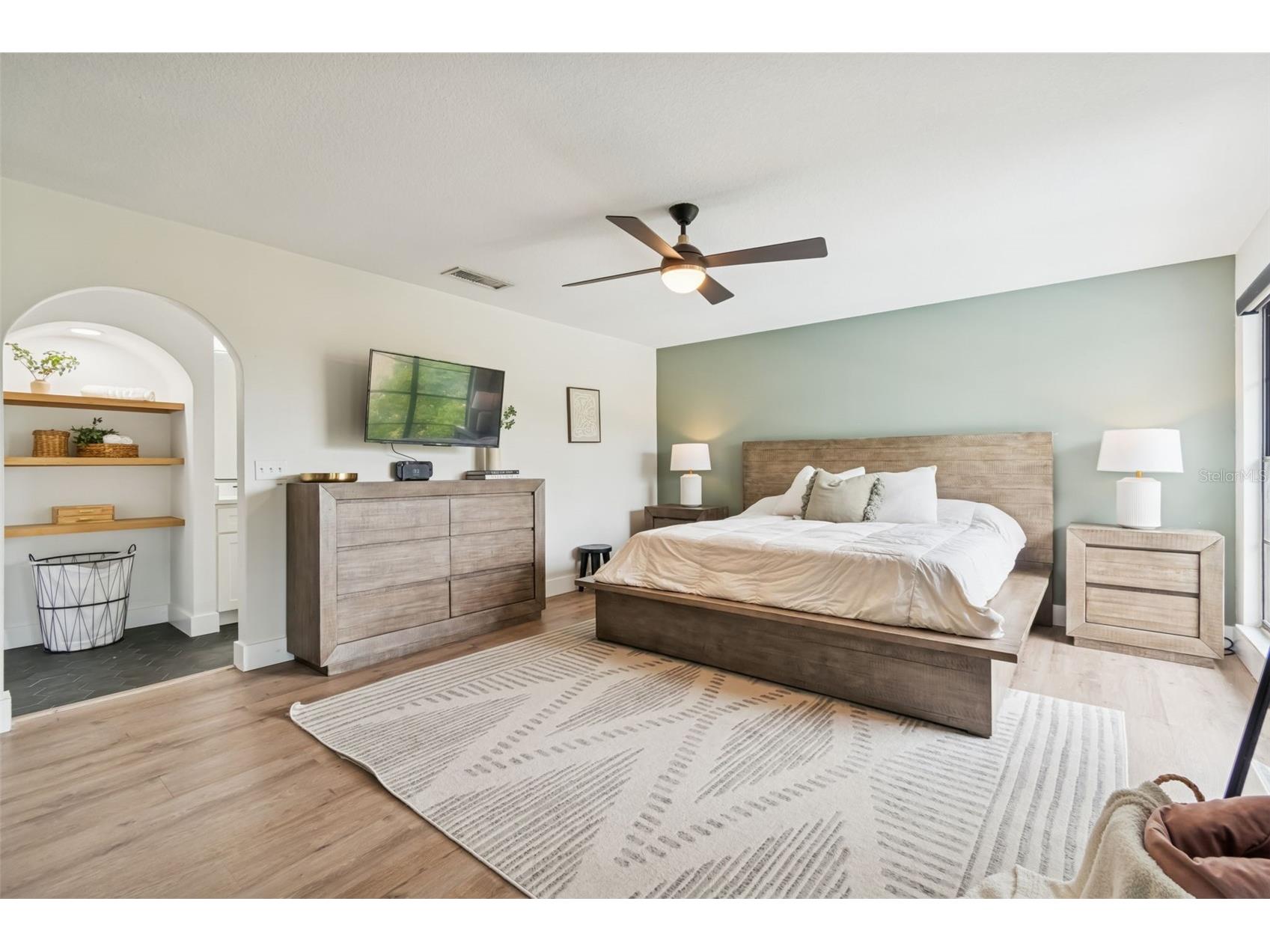 4315 Honey Vista Circle Tampa FL 33624 TB8465197 image16