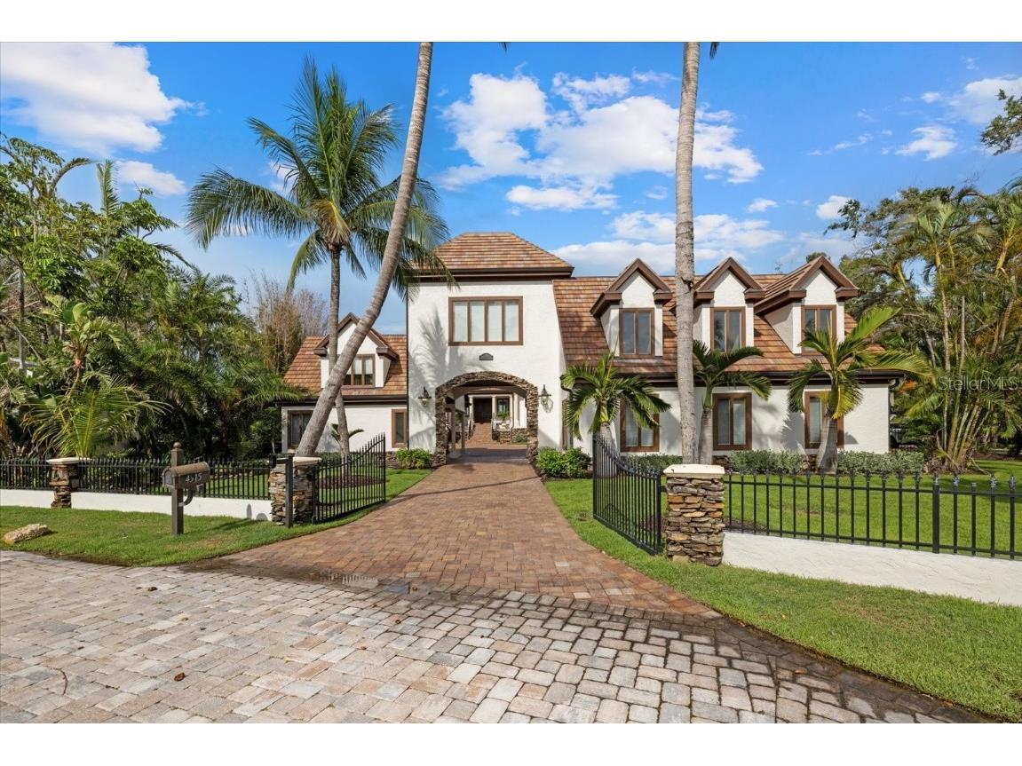 4315 Mangrove Place Sarasota FL 34242 - ROBERTS BAY A4659292 image1