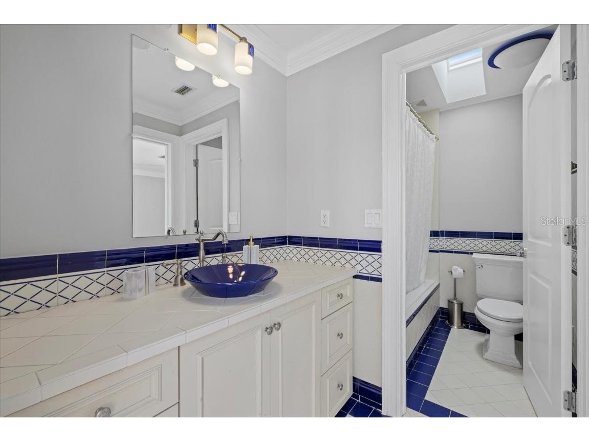 4315 Mangrove Place Sarasota FL 34242 - ROBERTS BAY A4659292 image61