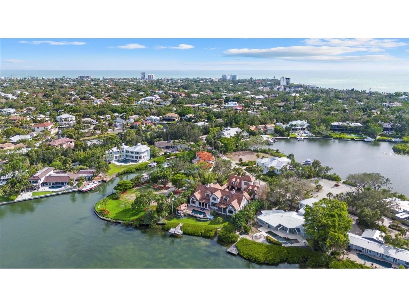 4315 Mangrove Place Sarasota FL 34242 - ROBERTS BAY A4659292 image8