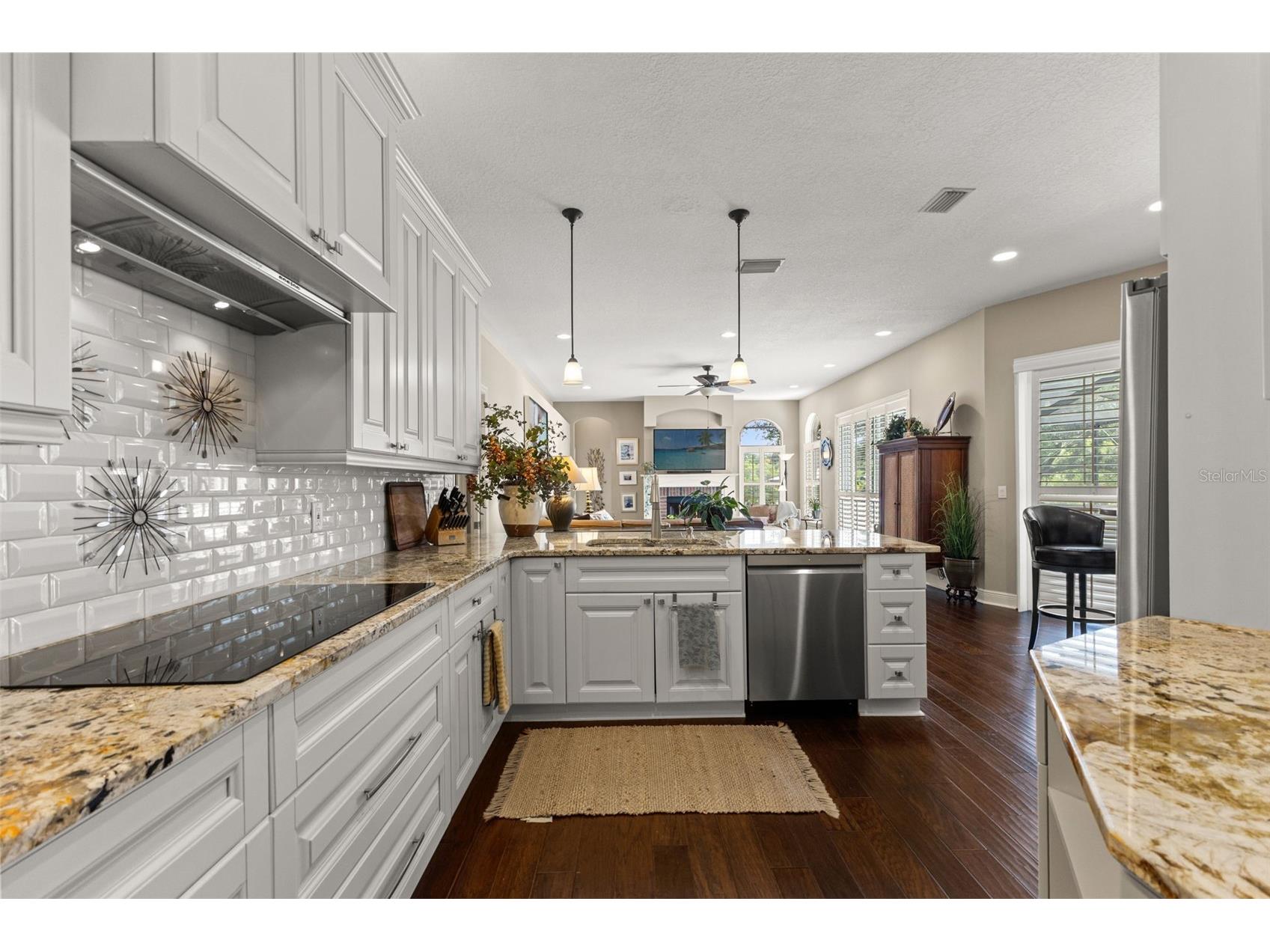 4315 Round Lake Court Tampa FL 33618 TB8514579 image16