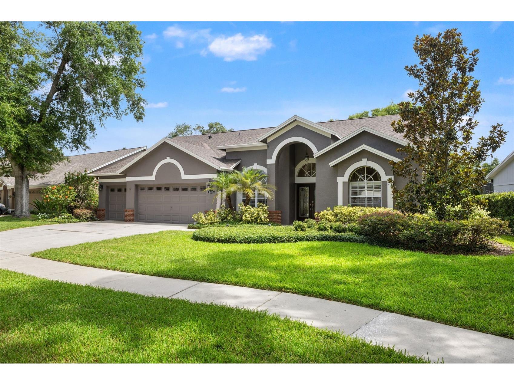 4315 Round Lake Court Tampa FL 33618 TB8514579 image2